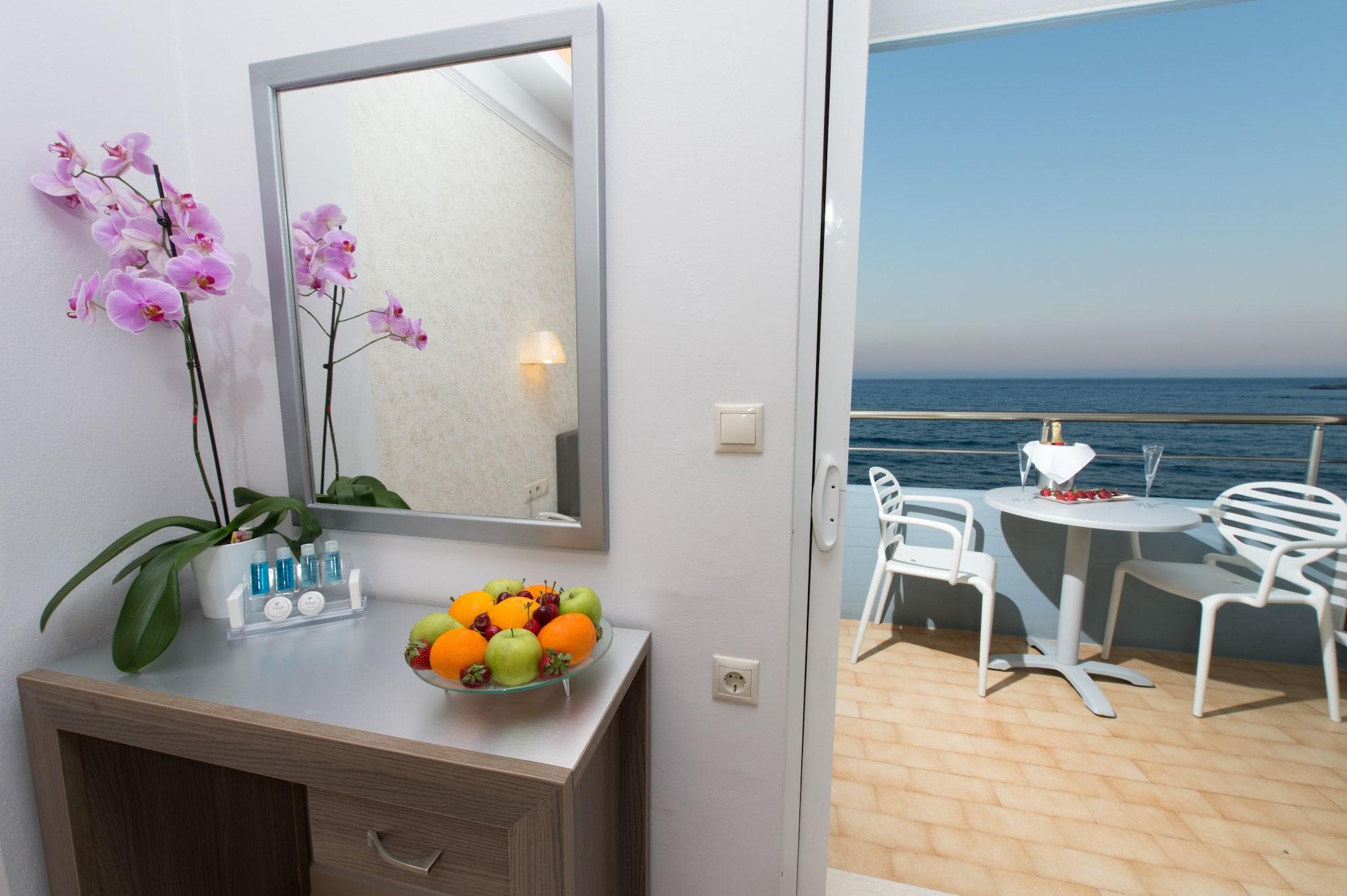 Astron Hotel Ierapetra  Ngoại thất bức ảnh