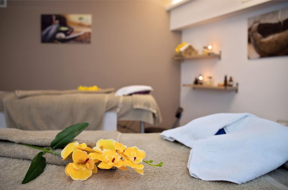 Astron Hotel Ierapetra  Ngoại thất bức ảnh